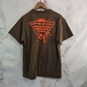 Columbia T Shirt Mens Medium PHG Chocolate Brown Orange Crew Neck Tee